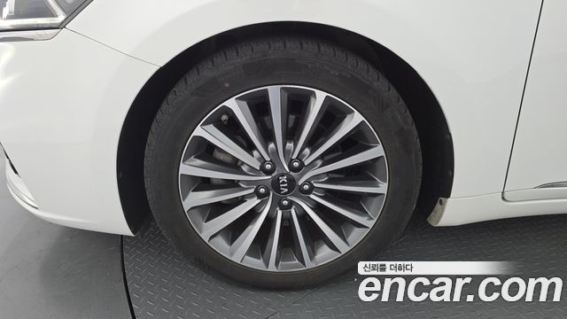 Kia K7 2.4 GDI Limited 2017 — фото 5