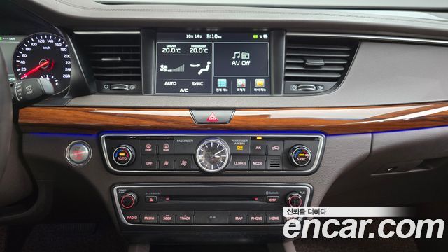Kia K7 2.4 GDI Limited 2017 — фото 12