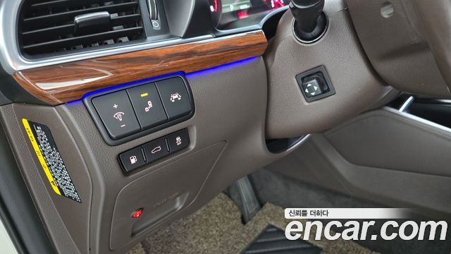 Kia K7 2.4 GDI Limited 2017 — фото 18