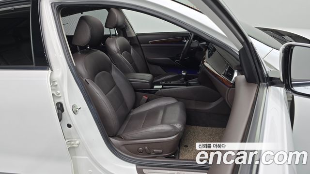 Kia K7 2.4 GDI Limited 2017 — фото 26