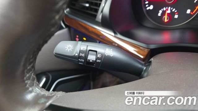 Kia K7 2.4 GDI Limited 2017 — фото 30