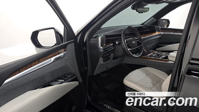 Cadillac Escalade (V) 6.2 ESV ESV Sports Platinum 2025 — фото 10