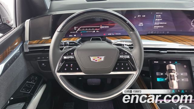 Cadillac Escalade (V) 6.2 ESV ESV Sports Platinum 2025 — фото 13