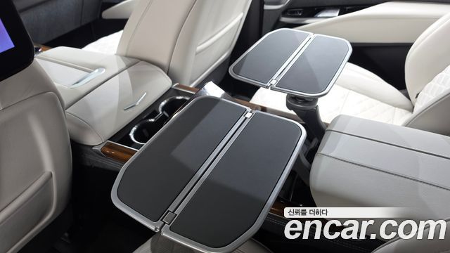 Cadillac Escalade (V) 6.2 ESV ESV Sports Platinum 2025 — фото 31