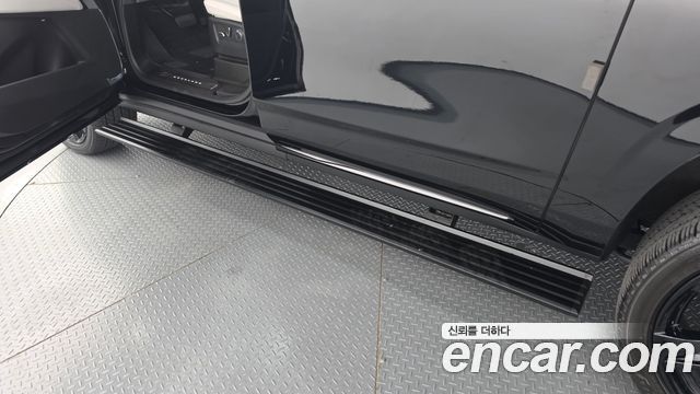 Cadillac Escalade (V) 6.2 ESV ESV Sports Platinum 2025 — фото 36