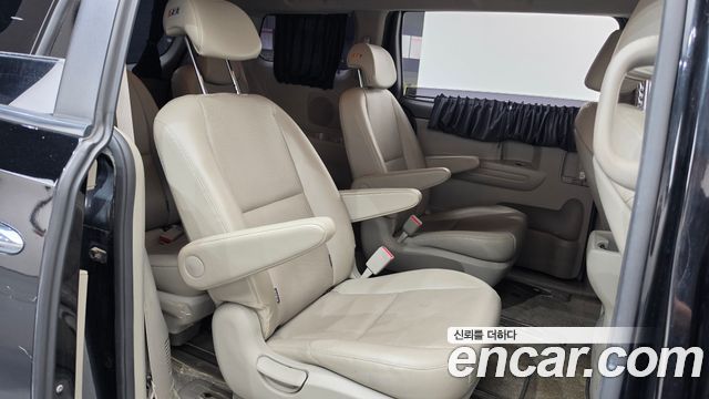 Kia Carnival 9-seater Luxury 2016 — фото 12