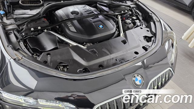 BMW 7 Series (G70) 740i sDrive M Sport 2023 — фото 6