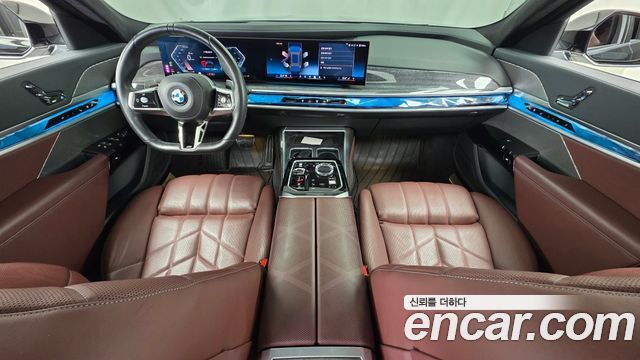 BMW 7 Series (G70) 740i sDrive M Sport 2023 — фото 7