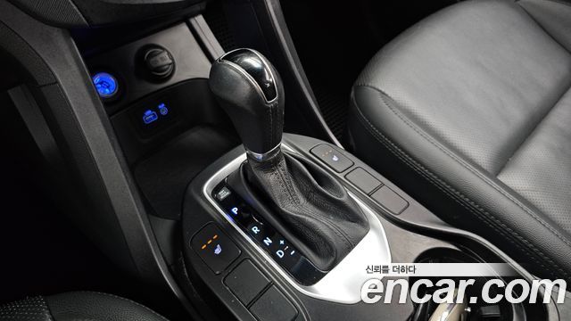 Hyundai Santa Fe The Prime Diesel 2.0 2WD Premium 2016 — фото 9