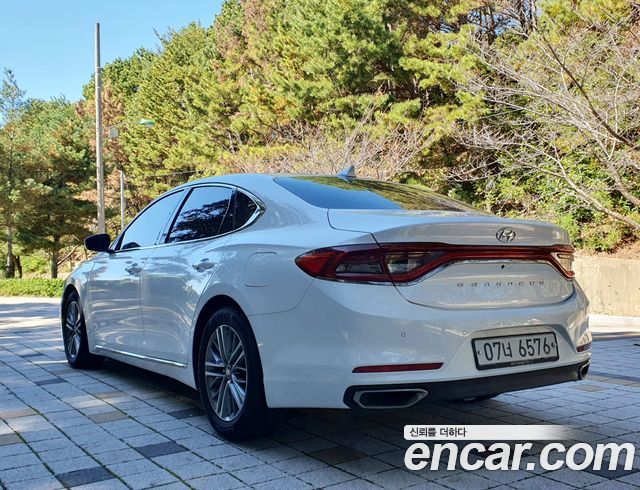 Hyundai Grandeur (IG) 2.4 Modern 2018 — фото 3