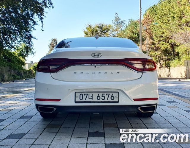 Hyundai Grandeur (IG) 2.4 Modern 2018 — фото 6