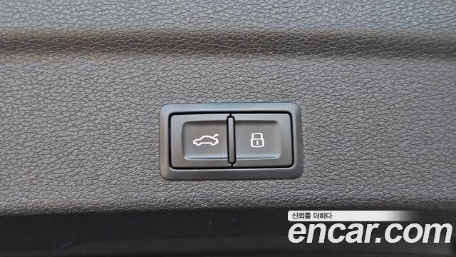 Audi Q3 (F3) 35 TDI Premium Sportback 2022 — фото 27
