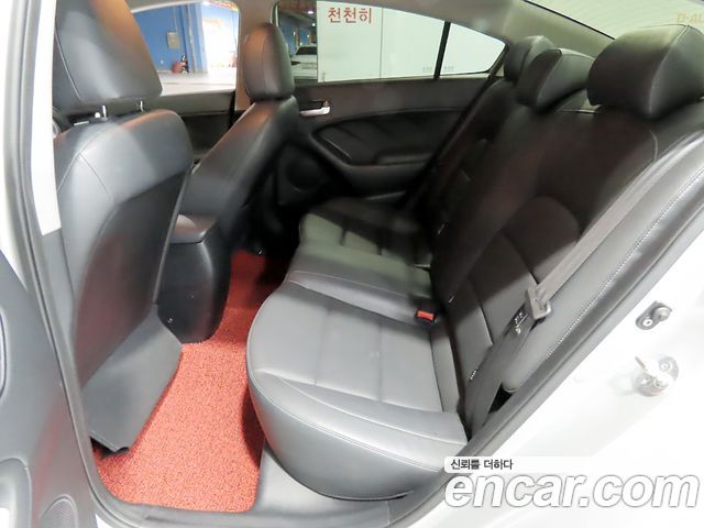 Kia K3 Trendy Style 2018 — фото 16