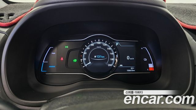 Hyundai Kona Electric Premium 2019 — фото 8