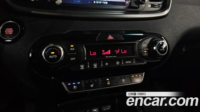 Kia Sorento Diesel 2.0 2WD Prestige 2015 — фото 17