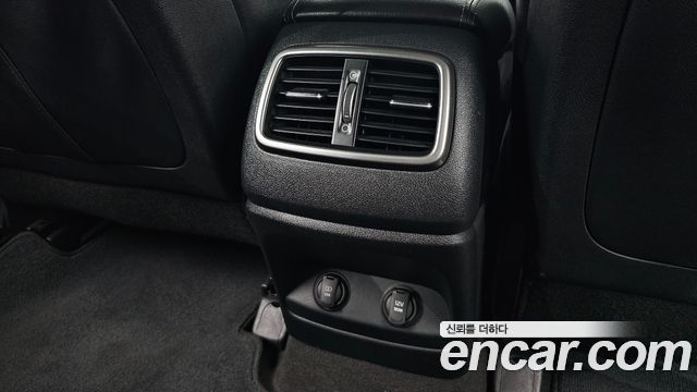 Kia Sorento Diesel 2.0 2WD Prestige 2015 — фото 18