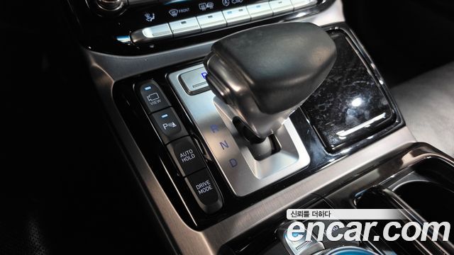 Genesis EQ900 3.8 GDI AWD Premium Luxury 2018 — фото 9