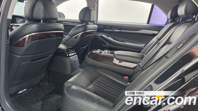 Genesis EQ900 3.8 GDI AWD Premium Luxury 2018 — фото 15