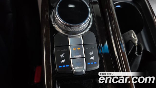 Genesis EQ900 3.8 GDI AWD Premium Luxury 2018 — фото 23