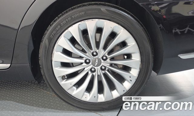 Genesis EQ900 3.8 GDI AWD Premium Luxury 2018 — фото 27