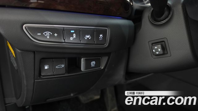 Genesis EQ900 3.8 GDI AWD Premium Luxury 2018 — фото 34
