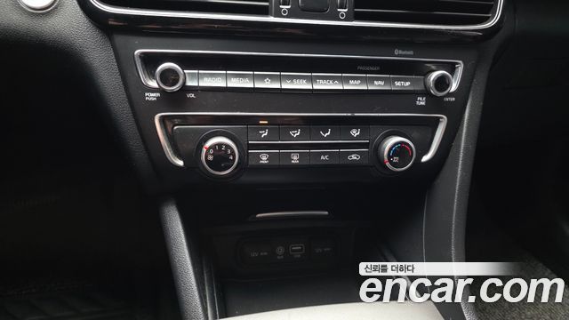 Kia K5 (II) LPI MX Prestige 2018 — фото 17