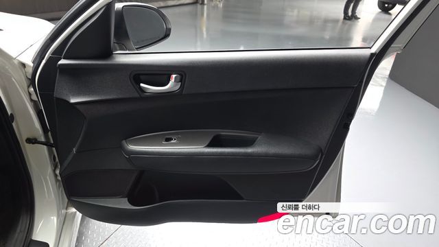 Kia K5 (II) LPI MX Prestige 2018 — фото 24