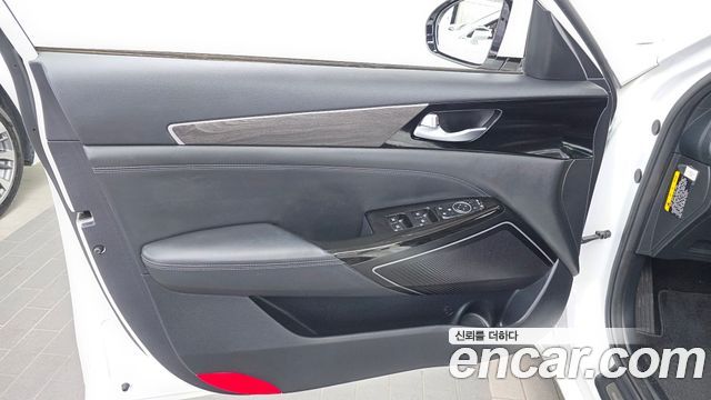 Kia K7 Premier 2.5 GDI Noblesse 2020 — фото 24