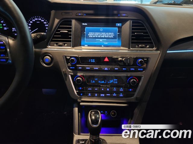 Hyundai Sonata Hybrid (LF) 2.0 HEV Modern 2015 — фото 16