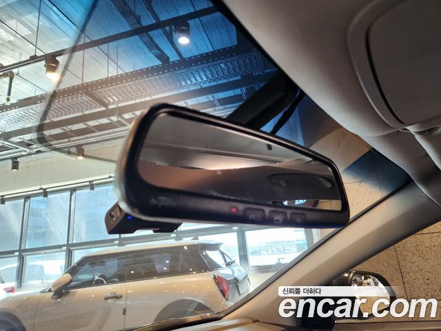 Hyundai Sonata Hybrid (LF) 2.0 HEV Modern 2015 — фото 20
