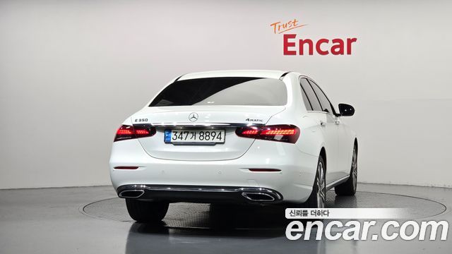 Mercedes-Benz E-Class (W213) E350 4MATIC Exclusive 2023 — фото 4