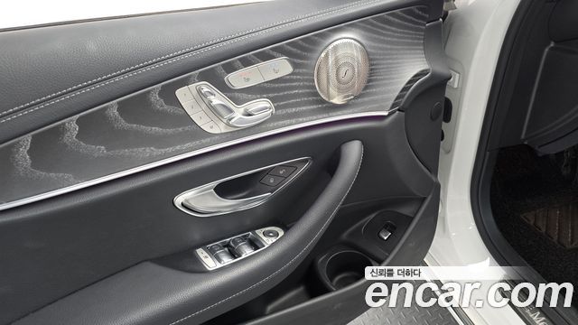 Mercedes-Benz E-Class (W213) E350 4MATIC Exclusive 2023 — фото 23