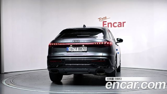 Audi Q5 (80A) 40 TFSI Quattro Sportback S Line 2025 — фото 4