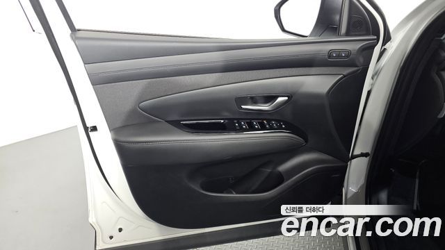 Hyundai Tucson (NX4) Gasoline 1.6 Turbo 2WD Inspiration 2026 — фото 24