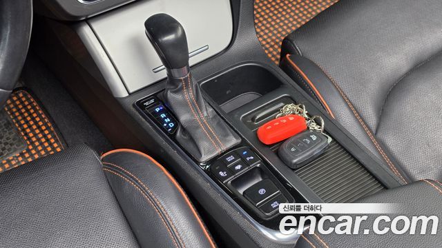 Hyundai Sonata (LF) 2.0 Turbo Exclusive 2015 — фото 9