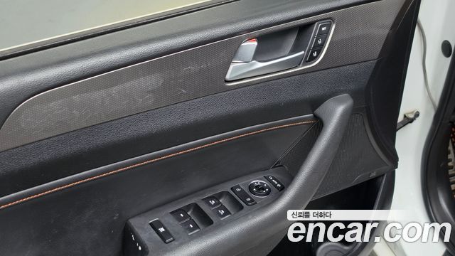 Hyundai Sonata (LF) 2.0 Turbo Exclusive 2015 — фото 19