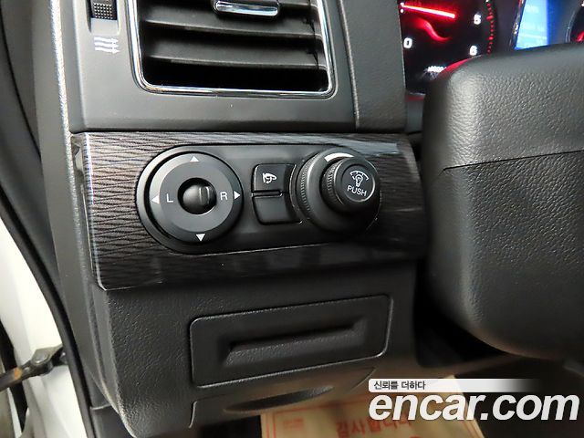 Chevrolet Captiva 2WD LT Premium 2015 — фото 21