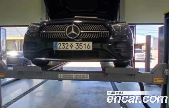 Mercedes-Benz E-Class (W213) E250 AMG Line