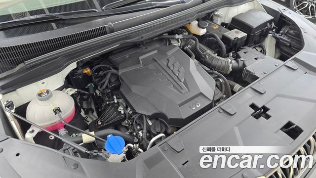 Kia Carnival (IV) Gasoline 7-seater Limousine(Special vehicle) 2023 — фото 6