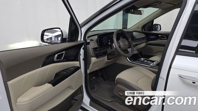 Kia Carnival (IV) Gasoline 7-seater Limousine(Special vehicle) 2023 — фото 10