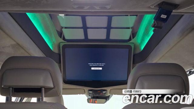 Kia Carnival (IV) Gasoline 7-seater Limousine(Special vehicle) 2023 — фото 22