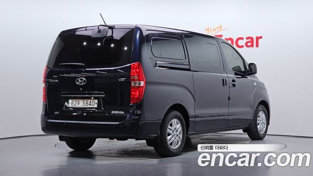Hyundai Grand Starex Van 5-Seater Smart 2020 — фото 2
