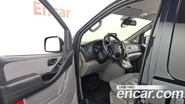 Hyundai Grand Starex Van 5-Seater Smart 2020 — фото 10