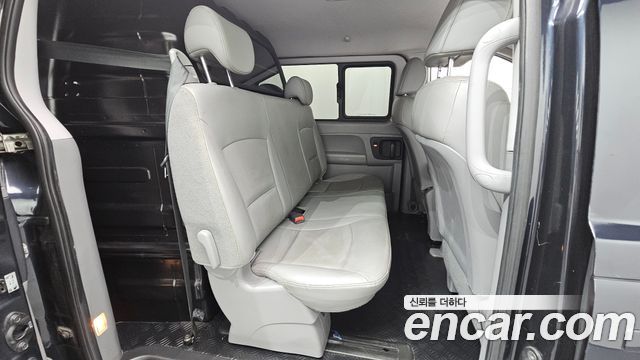 Hyundai Grand Starex Van 5-Seater Smart 2020 — фото 11