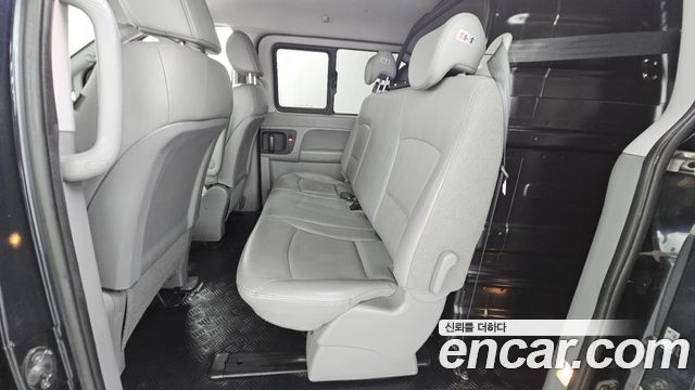 Hyundai Grand Starex Van 5-Seater Smart 2020 — фото 12