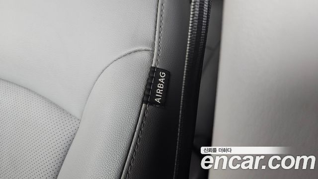 Hyundai Grand Starex Van 5-Seater Smart 2020 — фото 30