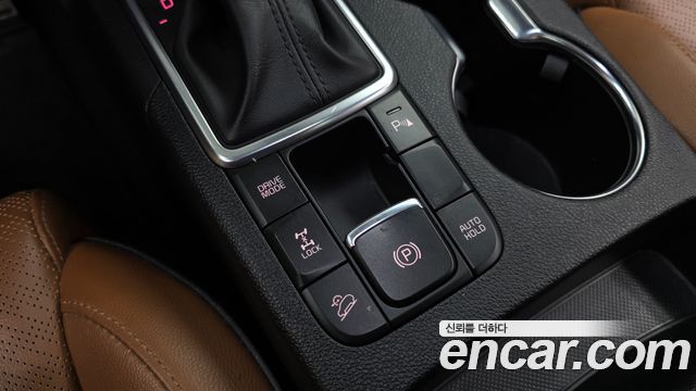 Kia Sportage (IV) Diesel 2.0 4WD Noblesse Special 2016 — фото 17
