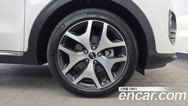 Kia Sportage (IV) Diesel 2.0 4WD Noblesse Special 2016 — фото 21