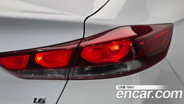 Hyundai Avante (AD) 1.6 GDI Value Plus 2018 — фото 27