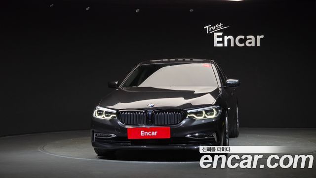 BMW 5 Series (G30) 530i xDrive Luxury Plus 2018 — фото 3